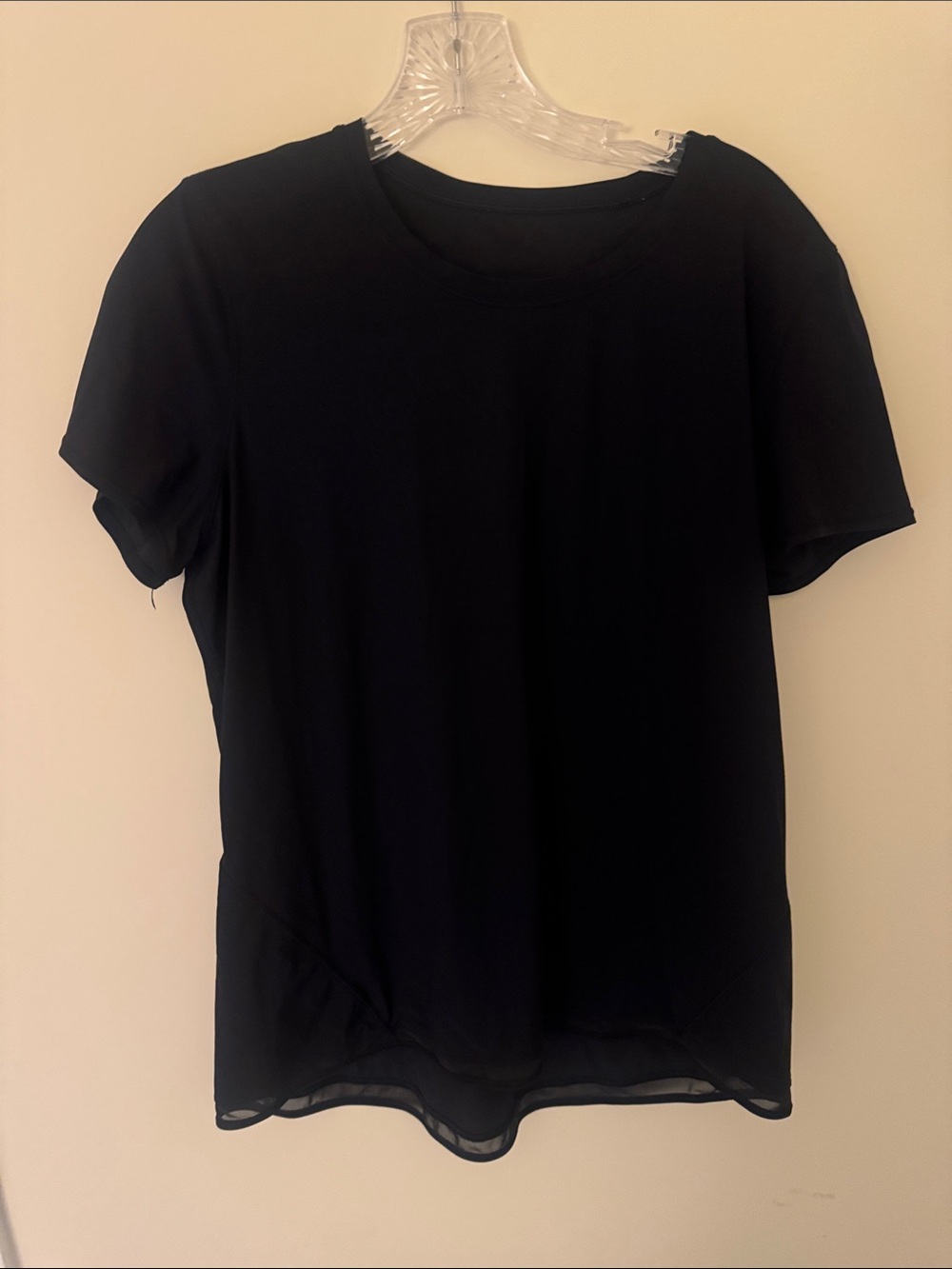 Black Lululemon Women's Short Sleeve Top